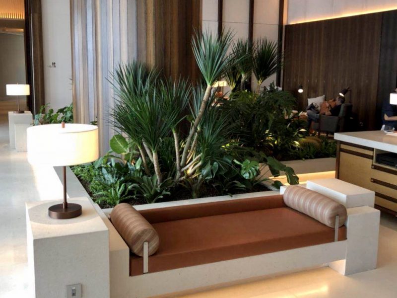 ANDAZ 4